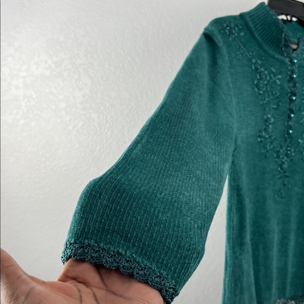 Jenny Women’s Small Dark Green Sweater Crochet Trim Beaded Button Front Floral M - Picture 5 of 8